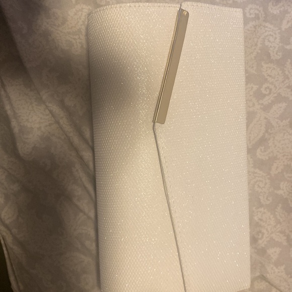 Hand Bags - Picture 3 of 4